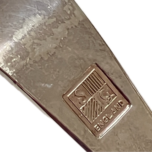 Huge Buffet Silver Serving Spoon-Boxed - Picture 5 of 6